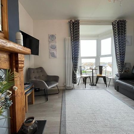 Cosy Seaview Apartment Tywyn Buitenkant foto